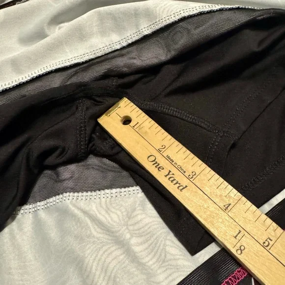 Lucky in Love Size L/12 Skort with Pockets - Picture 6 of 10